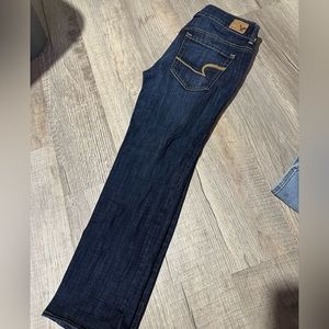 Size 2 Artist crop stretch jeans